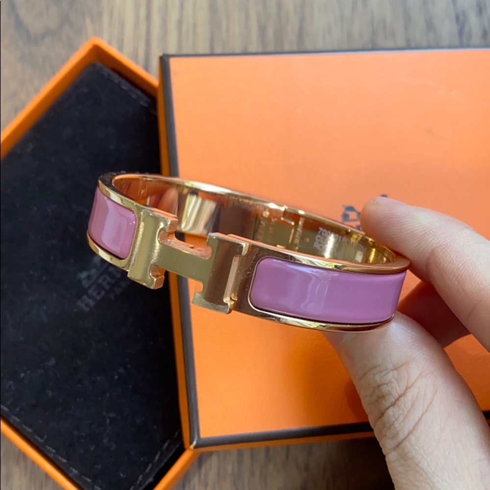Hermes clic H bracelet in rose gold